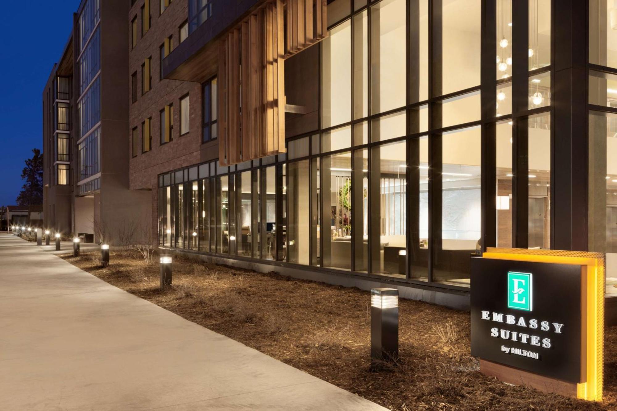 Embassy Suites By Hilton Боулдър Екстериор снимка